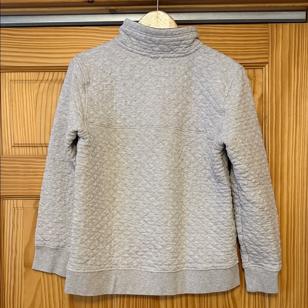 Patagonia Light Gray Quilted Pullover with Green Snap Placket - Picture 2 of 4